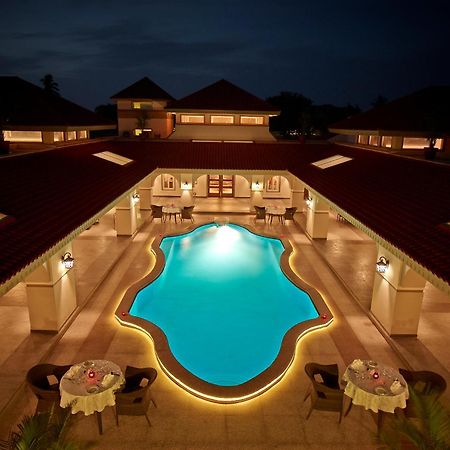 Neonz Resort & Club Ānand Kültér fotó